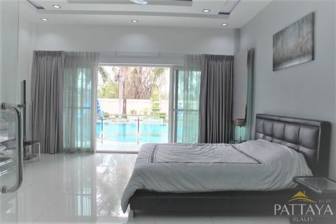 Haus in Pattaya, Thailand 4 Schlafzimmer № 243154 - Foto 27