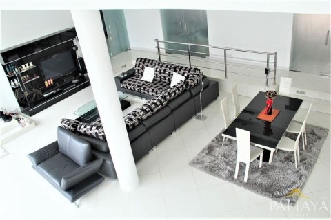 Haus in Pattaya, Thailand 4 Schlafzimmer № 243154 - Foto 16