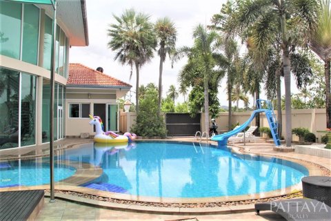 Haus in Pattaya, Thailand 4 Schlafzimmer № 243154 - Foto 8