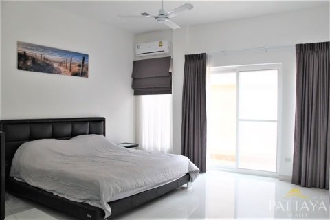 Haus in Pattaya, Thailand 4 Schlafzimmer № 243154 - Foto 23