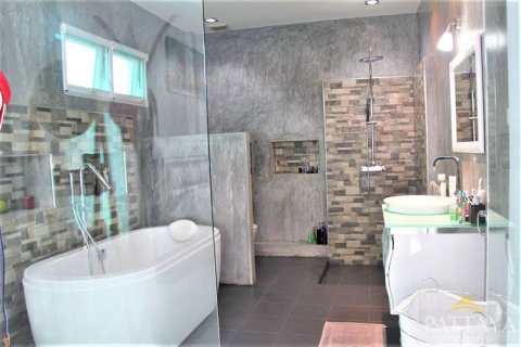 Haus in Pattaya, Thailand 4 Schlafzimmer № 243154 - Foto 24
