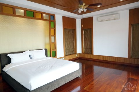 Casa de 3 dormitorios en Pattaya, Tailandia № 243136 - foto 19