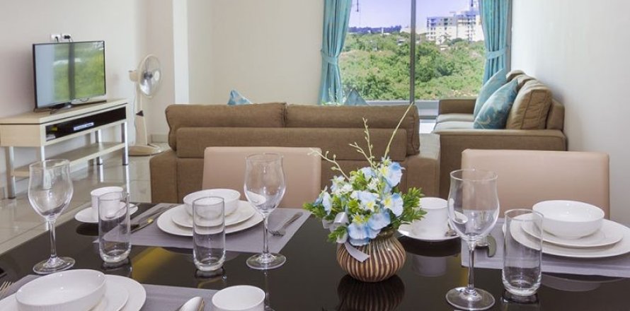 Condo sur Jomtien Beach, Pattaya, Thaïlande, 2 chambres № 242410