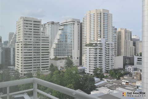 Apartment in Bangkok, Thailand 2 bedrooms № 249753