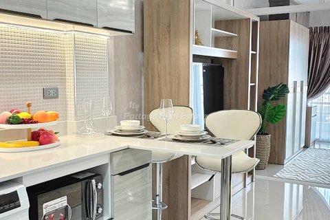 Estudio en el condominio en Pattaya, Tailandia № 255057 - foto 2
