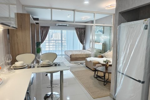 Estudio en el condominio en Pattaya, Tailandia № 255057 - foto 3