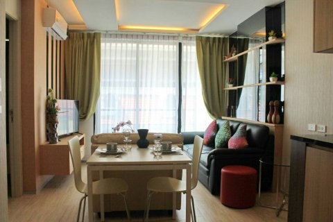 Condominio de 1 dormitorio en Pattaya, Tailandia № 242565 - foto 4