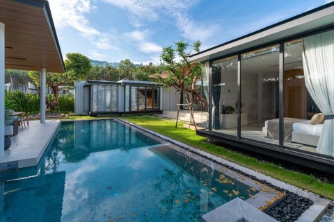 House in Bang Tao, Thailand 4 bedrooms № 75499
