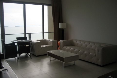 Condominio de 2 dormitorios en Pattaya, Tailandia № 243027 - foto 2