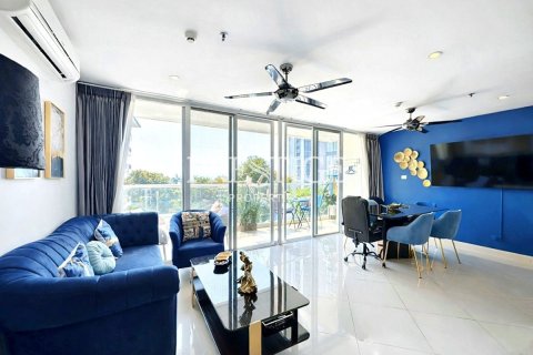 Condominio de 2 dormitorios en Pattaya, Tailandia № 250120