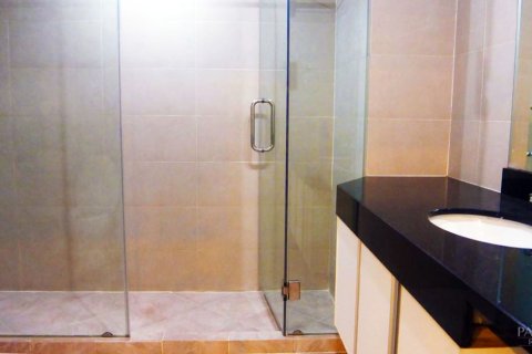 Condo in Pattaya, Thailand, 2 bedrooms  № 242242 - photo 2