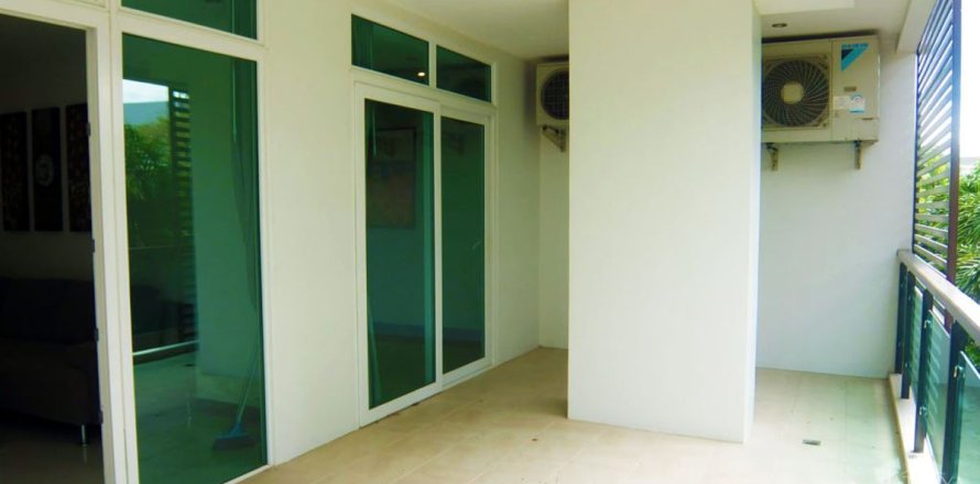 Condo in Pattaya, Thailand, 2 bedrooms  № 242242