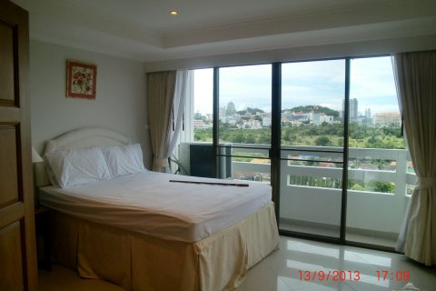 Condominio de 2 dormitorios en Jomtien Beach, Pattaya, Tailandia № 242135