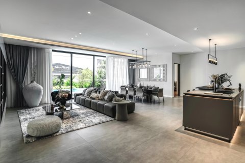 Off-plan Clover Residence – Luxe Zone Phase III in Bang Tao, Thailand № 241729 - photo 22