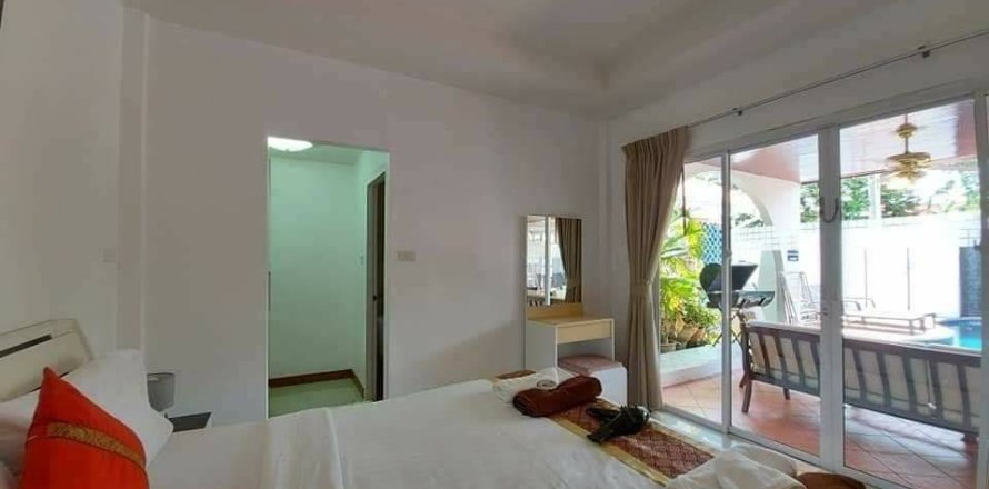 บ้านในจอมเทียน, พัทยา, ประเทศไทย 5 ห้องนอน № 243189