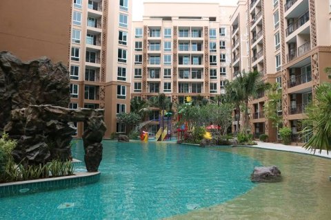 Condominio de 2 dormitorios en Jomtien Beach, Pattaya, Tailandia № 242502 - foto 5