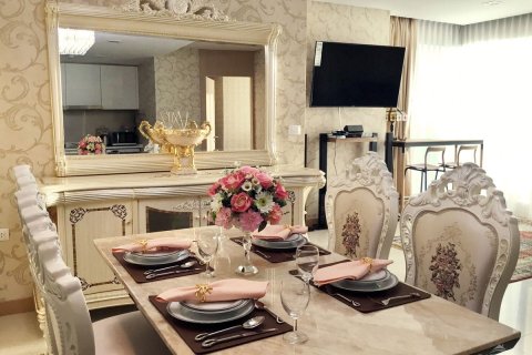 Condominio de 2 dormitorios en Pattaya, Tailandia № 242331