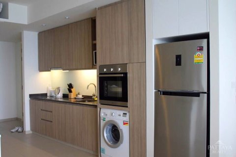 Condominio de 2 dormitorios en Pattaya, Tailandia № 242217 - foto 3