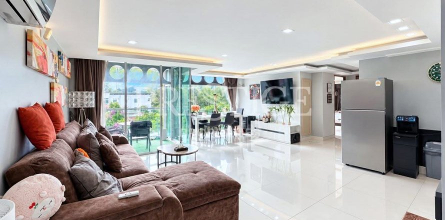 Condo in Pattaya, Thailand, 2 bedrooms  № 254662