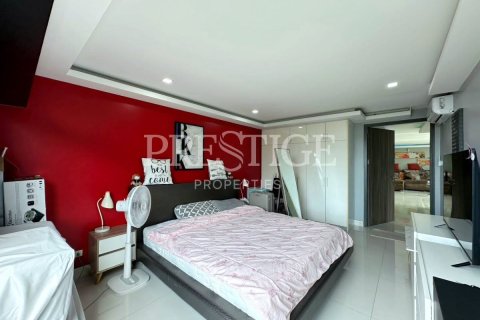 Condo in Pattaya, Thailand, 2 bedrooms  № 254662 - photo 14