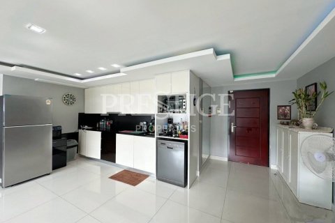 Condo in Pattaya, Thailand, 2 bedrooms  № 254662 - photo 7