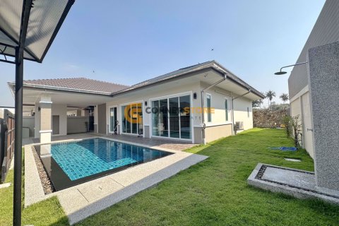 Estudio en Bang Lamung, Tailandia № 243600