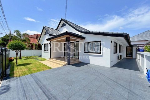 Haus in Pattaya, Thailand 3 Schlafzimmer № 250045