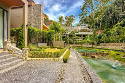 Casa de 3 dormitorios en Bang Tao, Tailandia № 84860 - foto 2