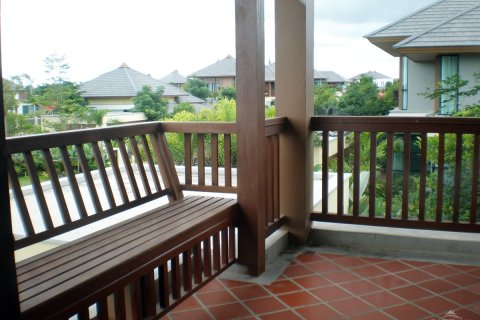 Casa de 3 dormitorios en Pattaya, Tailandia № 243289 - foto 17