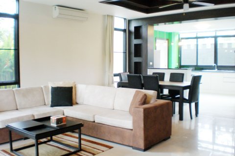 Casa de 3 dormitorios en Pattaya, Tailandia № 243289 - foto 6