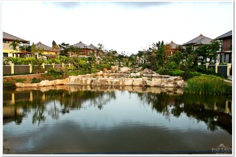 Casa de 3 dormitorios en Pattaya, Tailandia № 243289 - foto 3