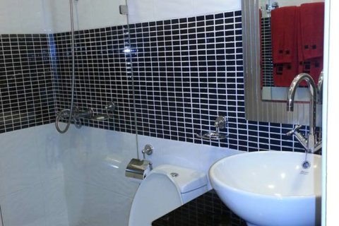Condominio de 2 dormitorios en Pattaya, Tailandia № 242904 - foto 11