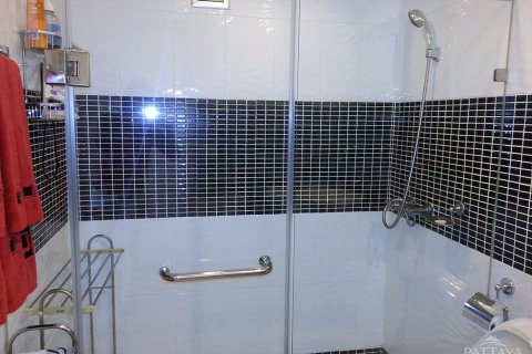 Condominio de 2 dormitorios en Pattaya, Tailandia № 242904 - foto 5