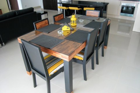Condominio de 2 dormitorios en Jomtien Beach, Pattaya, Tailandia № 242545 - foto 20