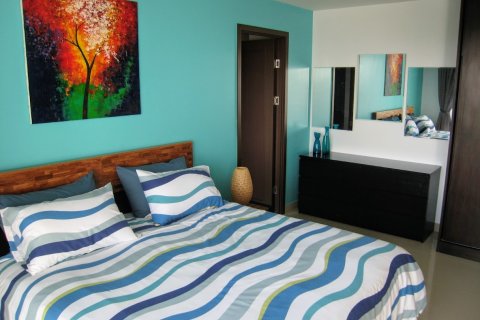 Condominio de 2 dormitorios en Jomtien Beach, Pattaya, Tailandia № 242545 - foto 28