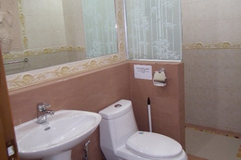 Condominio de 2 dormitorios en Jomtien Beach, Pattaya, Tailandia № 242861 - foto 7