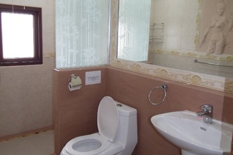Condominio de 2 dormitorios en Jomtien Beach, Pattaya, Tailandia № 242861 - foto 10