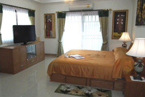 Condominio de 2 dormitorios en Jomtien Beach, Pattaya, Tailandia № 242861 - foto 12