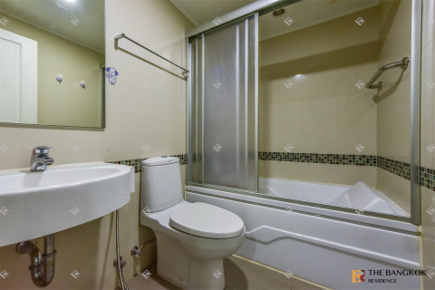 Condo à Bangkok, Thaïlande, 2 chambres  № 245397