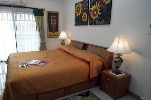 Condominio de 2 dormitorios en Jomtien Beach, Pattaya, Tailandia № 242665 - foto 6