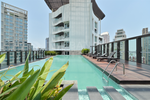 Condo in Bangkok, Thailand, 2 bedrooms  № 210179 - photo 9