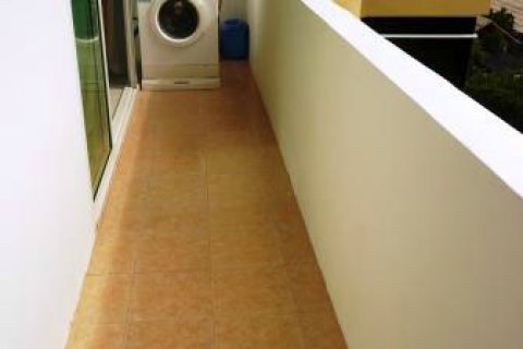 Condominio de 1 dormitorio en Pattaya, Tailandia № 242778 - foto 9