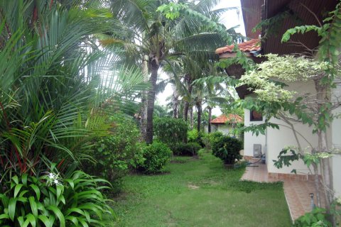 Casa de 3 dormitorios en Pattaya, Tailandia № 243282 - foto 2