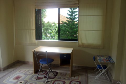 Casa de 3 dormitorios en Pattaya, Tailandia № 243282 - foto 19