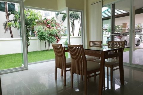 Casa de 3 dormitorios en Pattaya, Tailandia № 243228 - foto 6