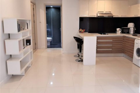 Condominio de 2 dormitorios en Pattaya, Tailandia en Apus № 243421