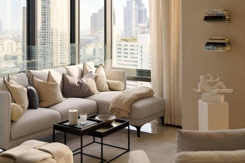 Condo in Bangkok, Thailand, 2 bedrooms № 250980 - photo 2