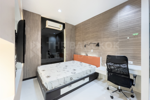 Condo in Bangkok, Thailand, 2 bedrooms № 249148