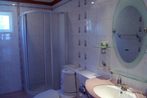 Casa de 3 dormitorios en Pattaya, Tailandia № 243085 - foto 14