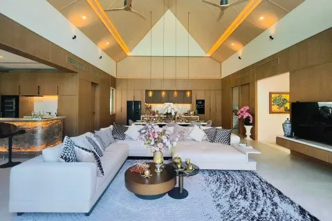 Casa de 4 dormitorios en Bang Tao, Tailandia № 67734 - foto 2